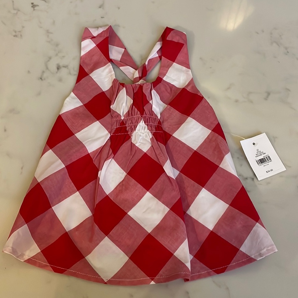 Crown & Ivy 2T top